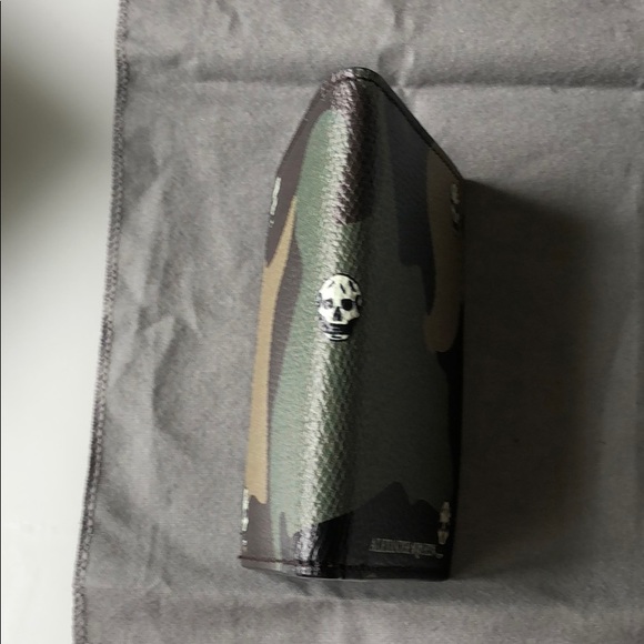 SOLD NIB Alexander McQueen Card Holder - Picture 8 of 8